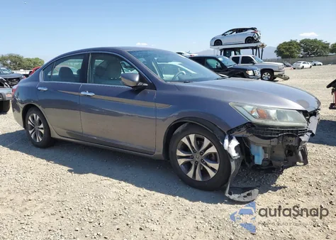 2015 Honda Accord Lx z USA, uszkodzony, nr VIN 1HGCR2F35FA074731